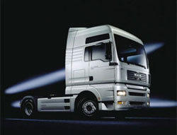 cabeza tractora industrial