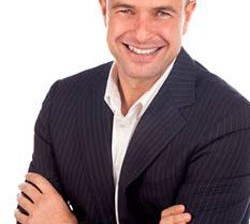 Coach Mikah de Waart