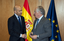 Convenio CaixaBank e ICEX