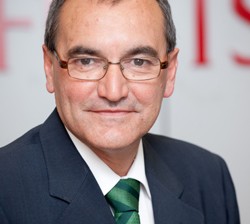 Manuel Conde, de Fujitsu