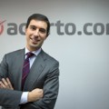 Juan Láriz, de Acierto.com