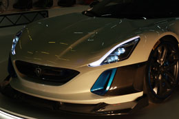 Coche nuevo, de Pixabay