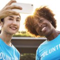 Voluntarios de ONG, de Pixabay