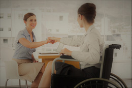 Trabajador discapacitado, de Fundación Adecco