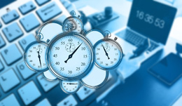 Exceso de horas en trabajo, de Pixabay